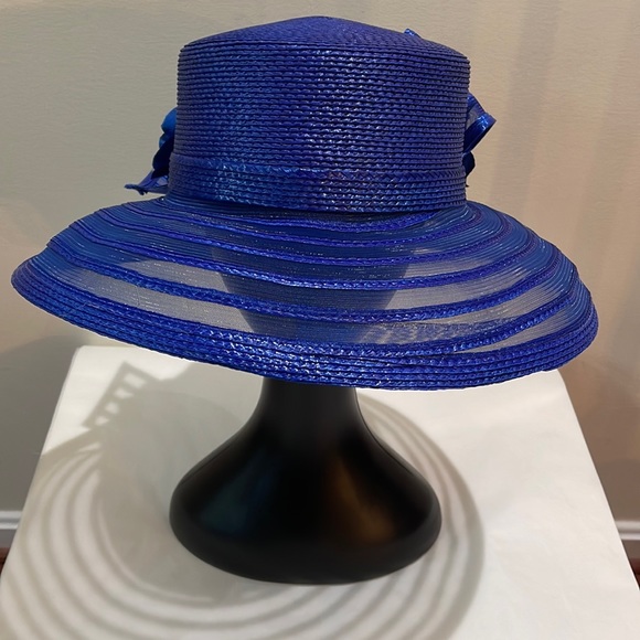 Summer Hat With Back Bow & Flower - Picture 3 of 5